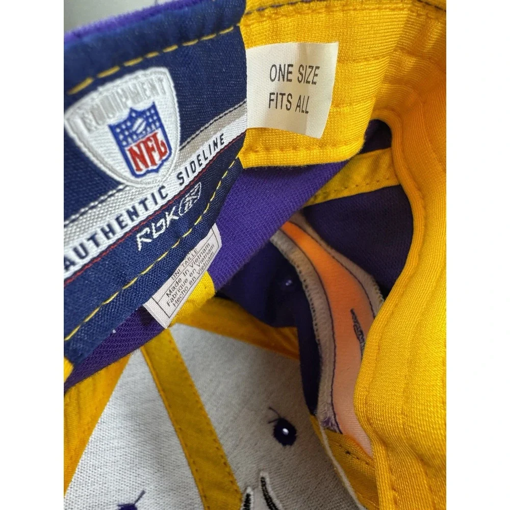 Minnesota Vikings NFL Mens One Size Hat Cap Adjustable Reebok Team NFL - Retro